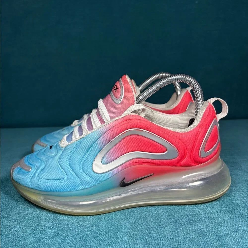 Nike Air MAX 720 Running Shoes Women's Sz 7.5